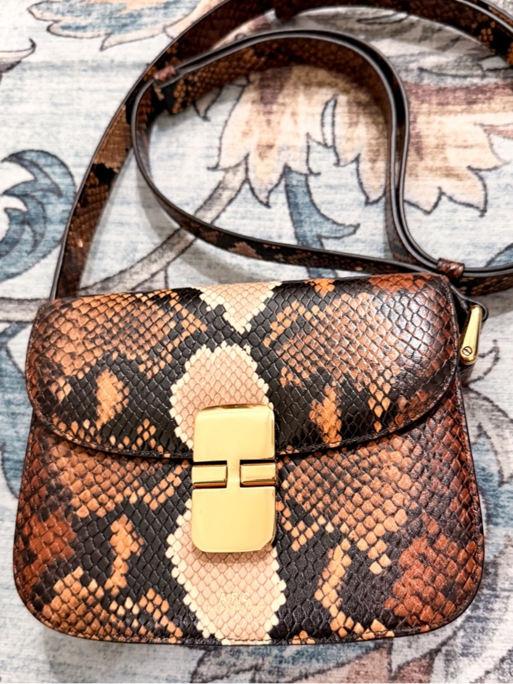New APC Pristine Python Leather print Crossbody france. Smoke/pet free home